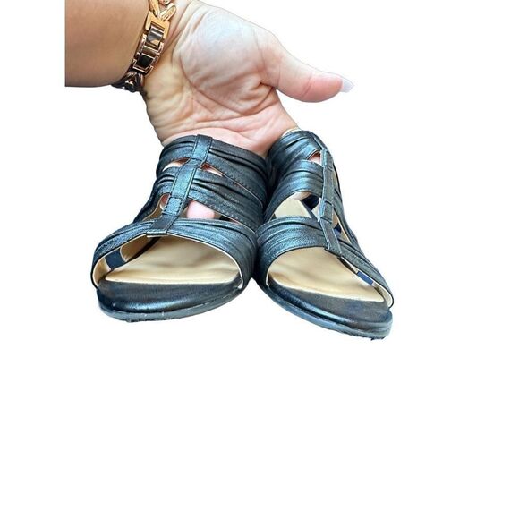 Trotters Leather Wedge Sandals - Picture 6 of 12